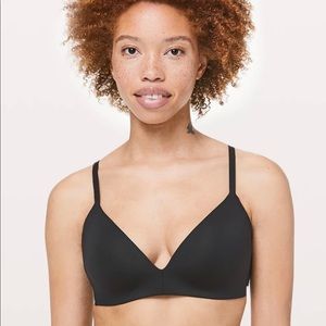 NWT. Lululemon Take Shape Bra. Size 34C. Black